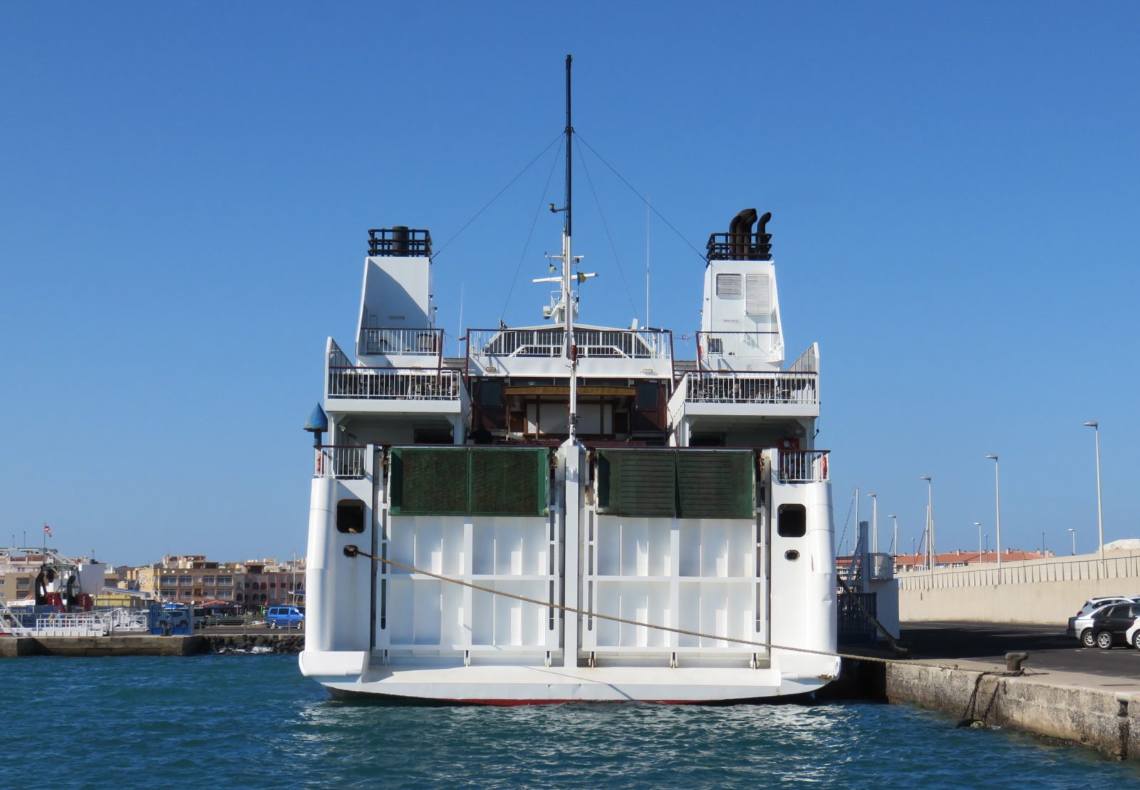 Naviera Armas ferry Volcán de Tindaya at the quay