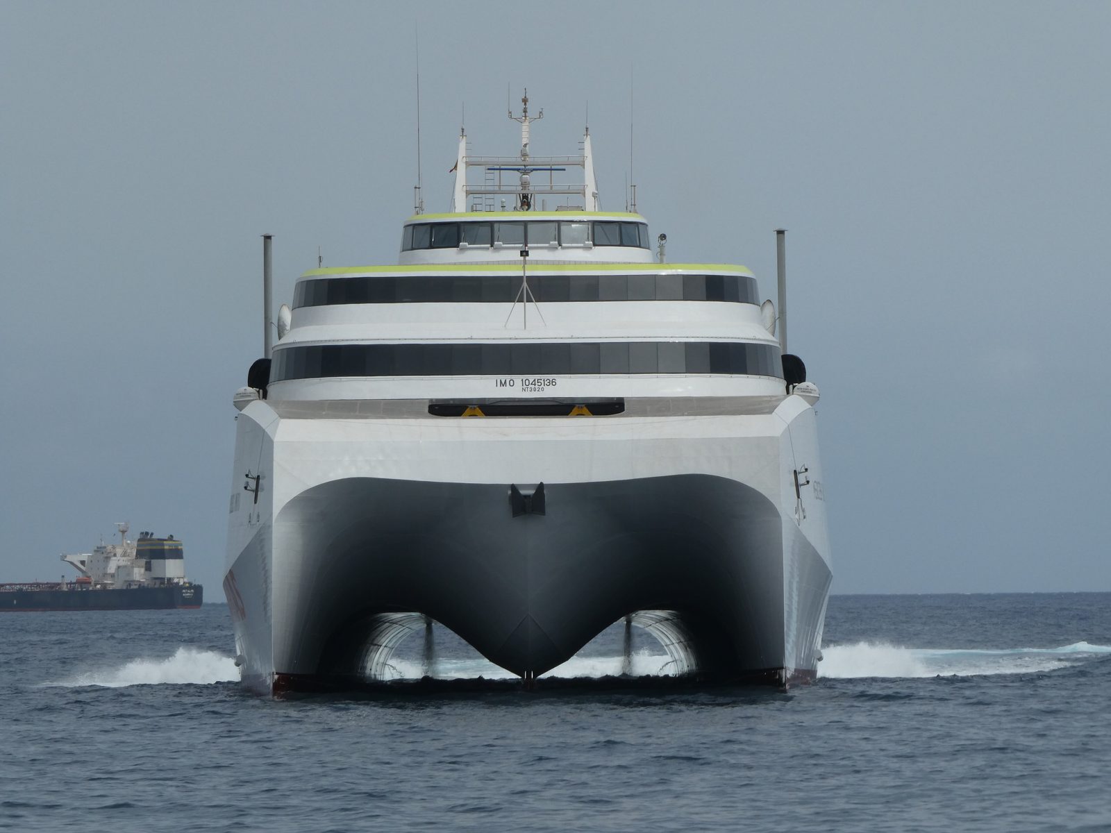 Baleària fast catamaran Mercedes Pinto